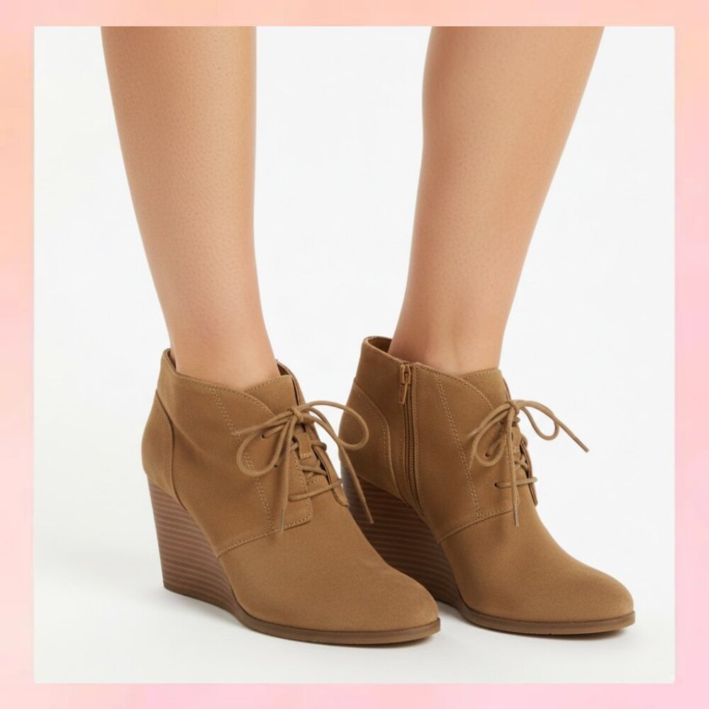 Lucky Brand Tan Suede Wedge Booties – Size 9